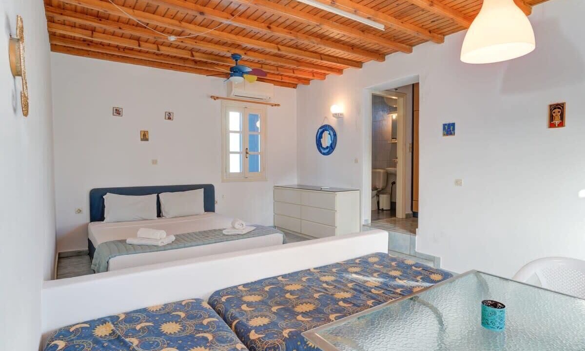 Photo of Bedroom in Ornos