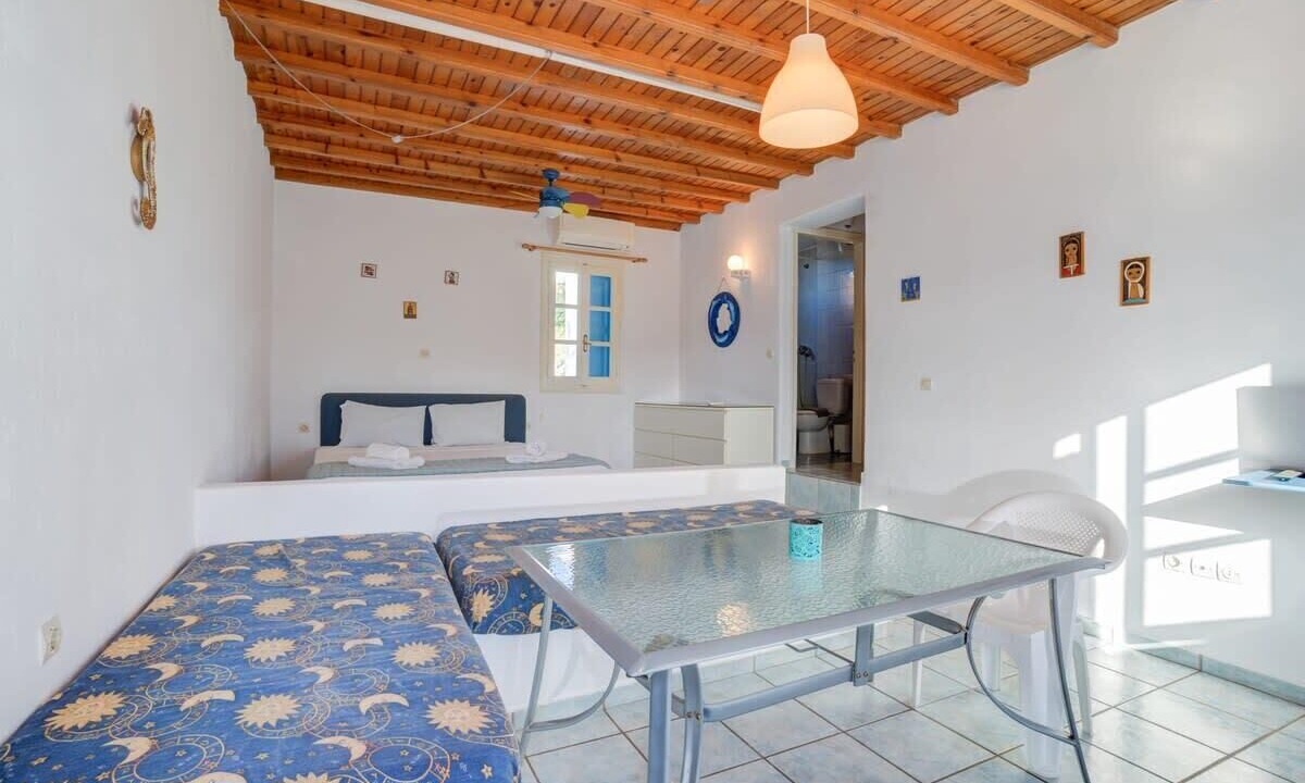 Photo of Bedroom in Ornos