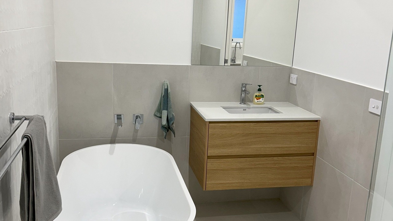 Photo of Bathroom in Turvey Park