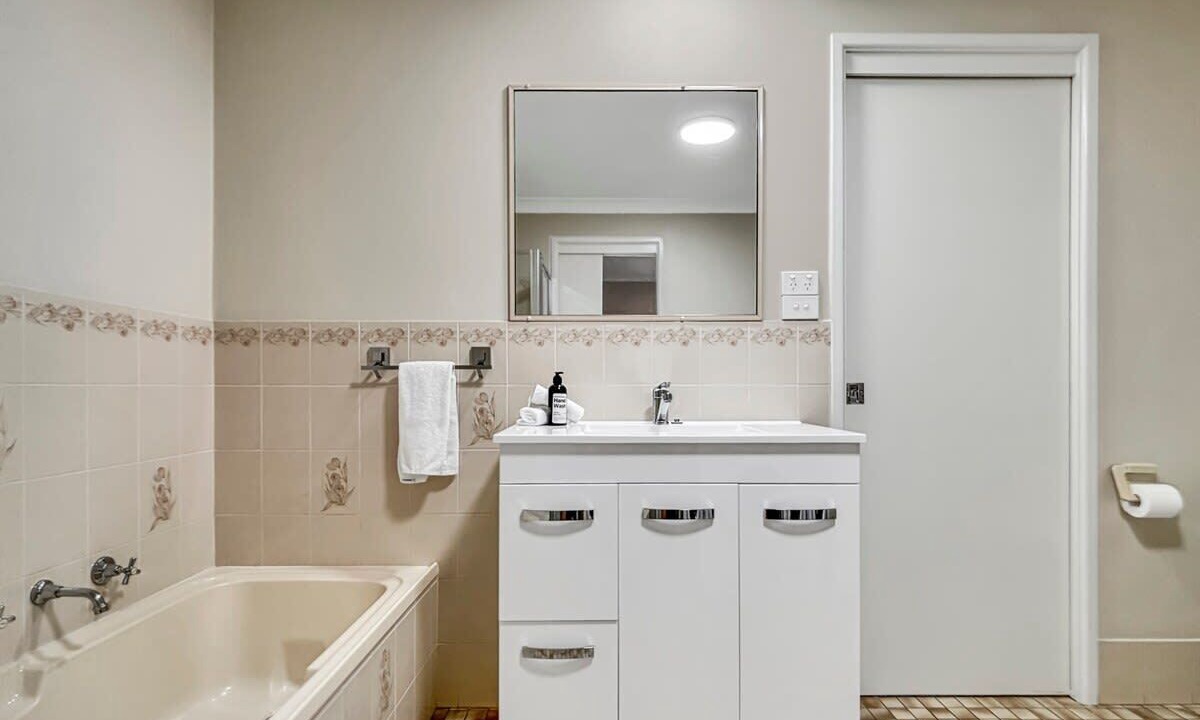 Photo of Bathroom in Dubbo