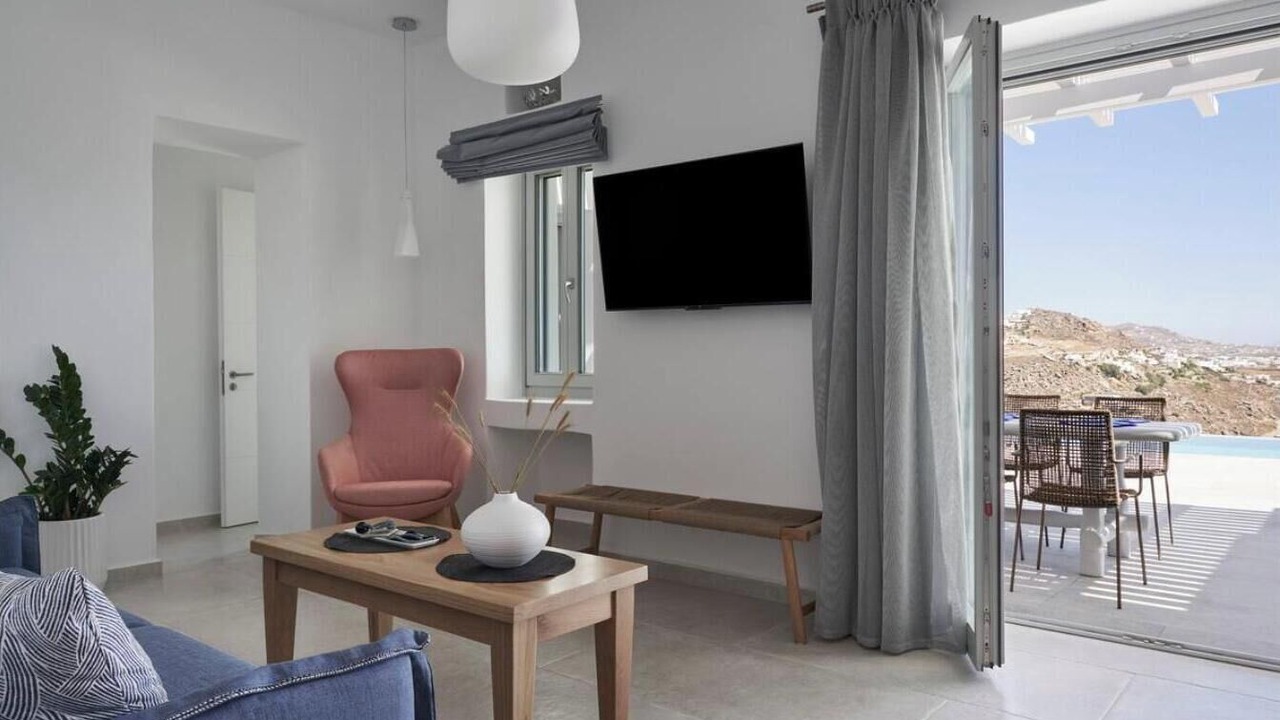 Photo of Livingroom in Tourlos