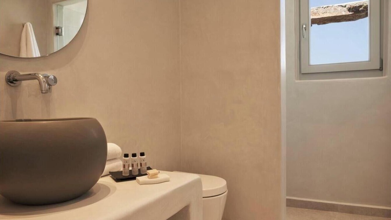 Photo of Bathroom in Tourlos