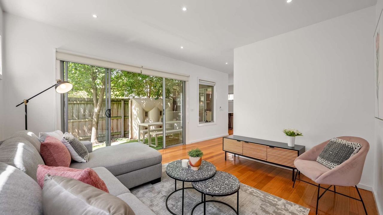 Photo of Livingroom in Kew