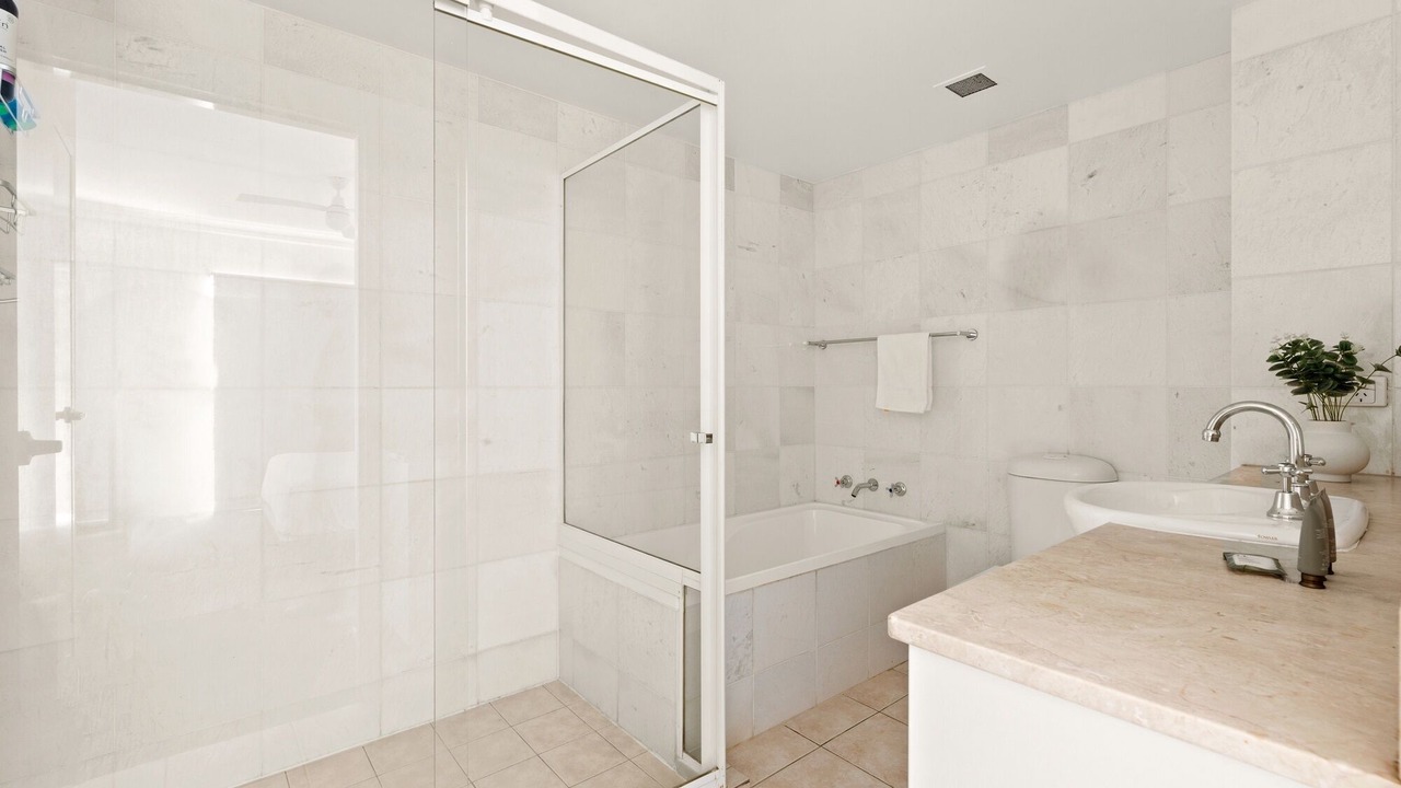 Photo of Bathroom in Avalon Beach