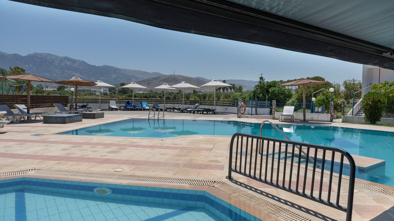Photo of Outdoor in Tingaki