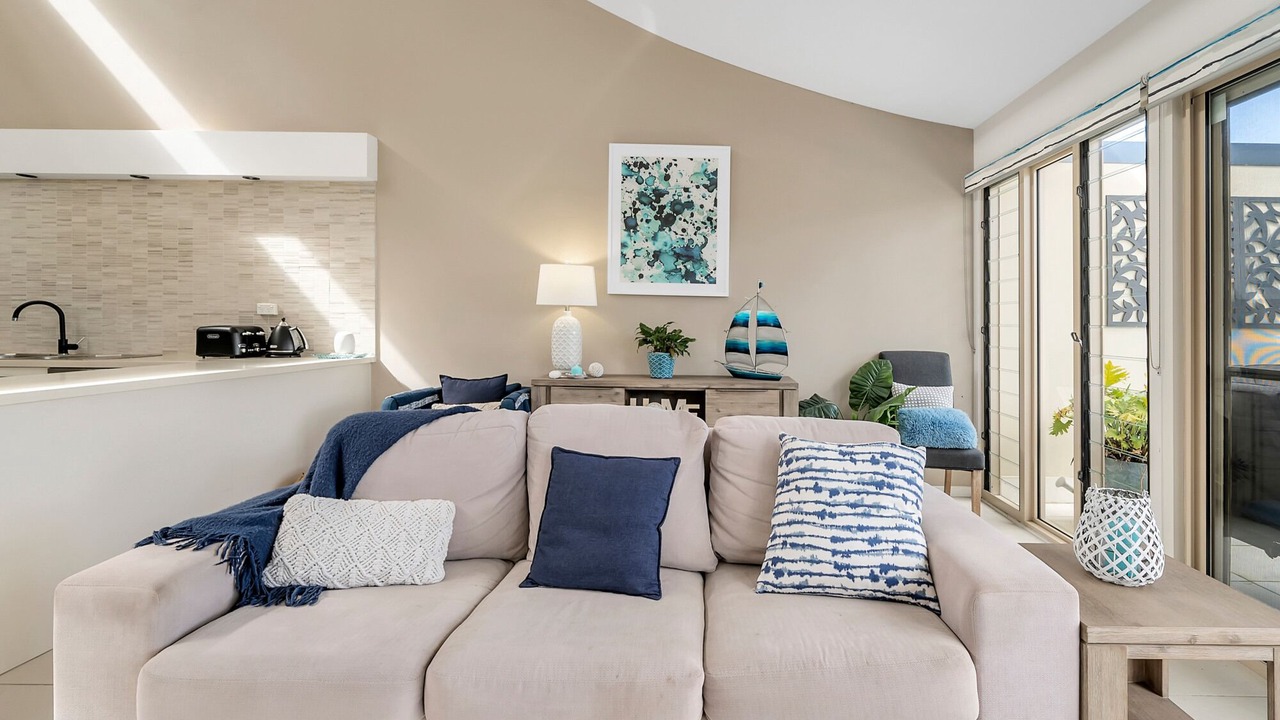 Photo of Livingroom in Denhams Beach
