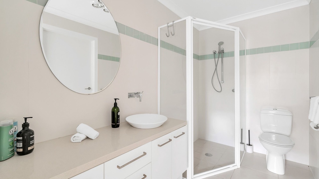 Photo of Bathroom in Denhams Beach