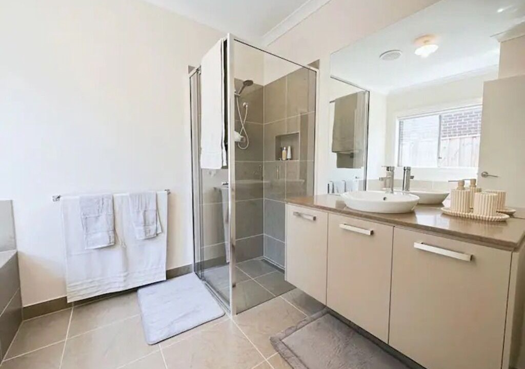 Photo of Bathroom in Torquay