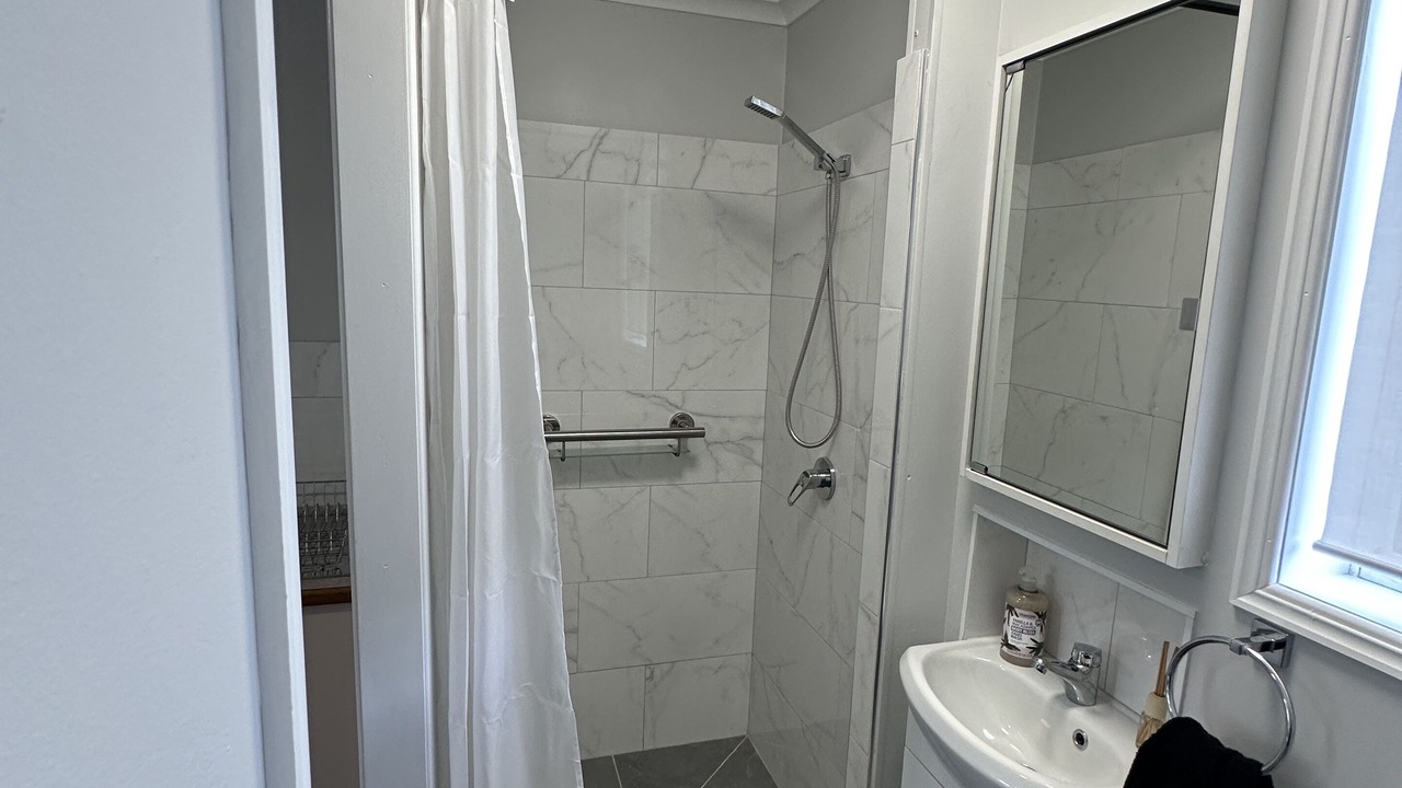 Photo of Bathroom in Kuluin
