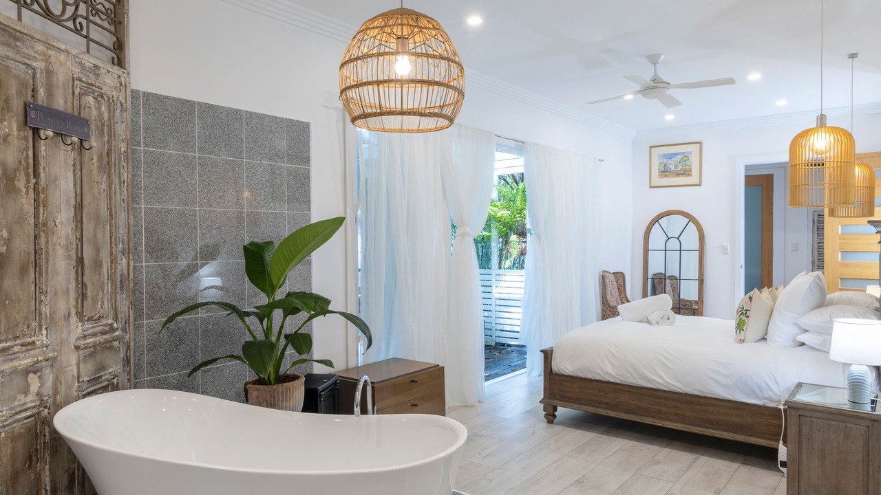 Photo of Bedroom in Murrays Beach