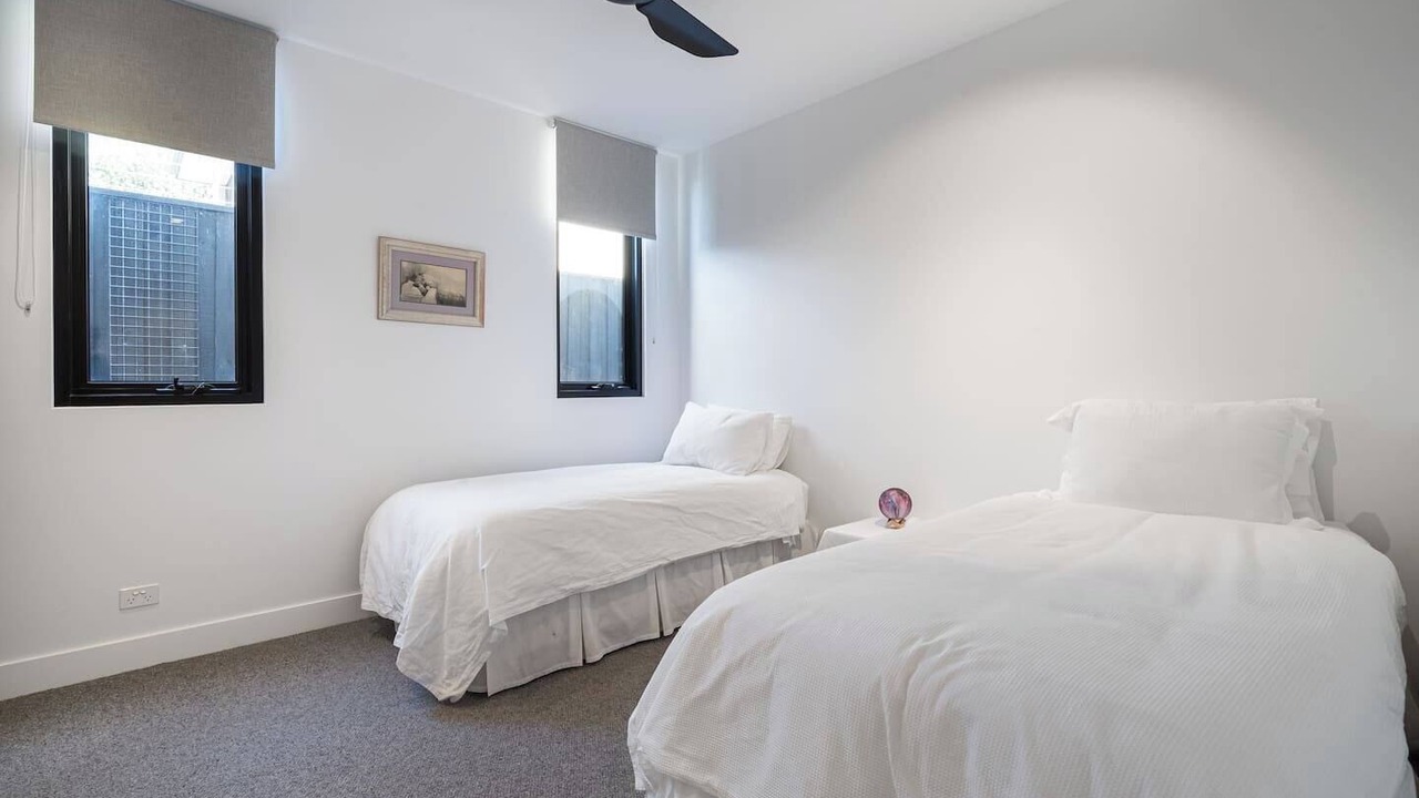 Photo of Bedroom in Bonbeach