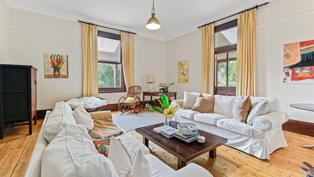 Photo of Livingroom in Blue Mountains City Council