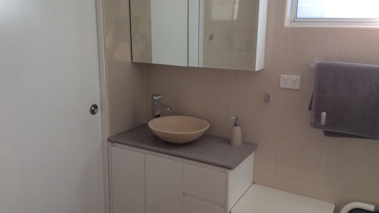 Photo of Bathroom in Bardwell Valley