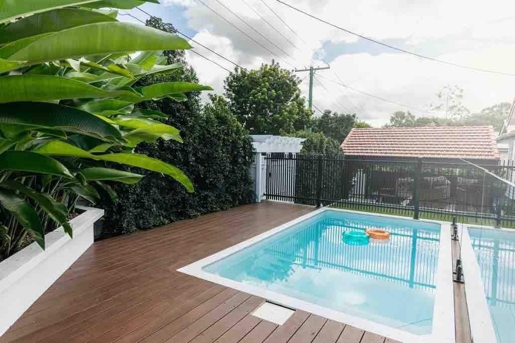 Photo of Outdoor in Bardon