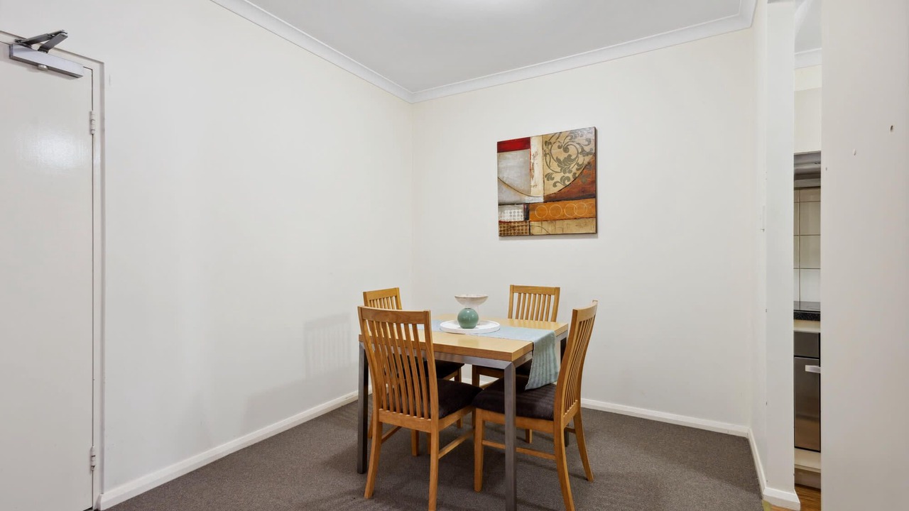 Photo of Livingroom in Northbridge