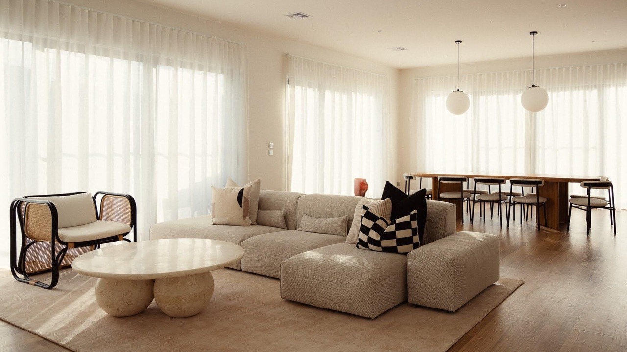 Photo of Livingroom in Bright