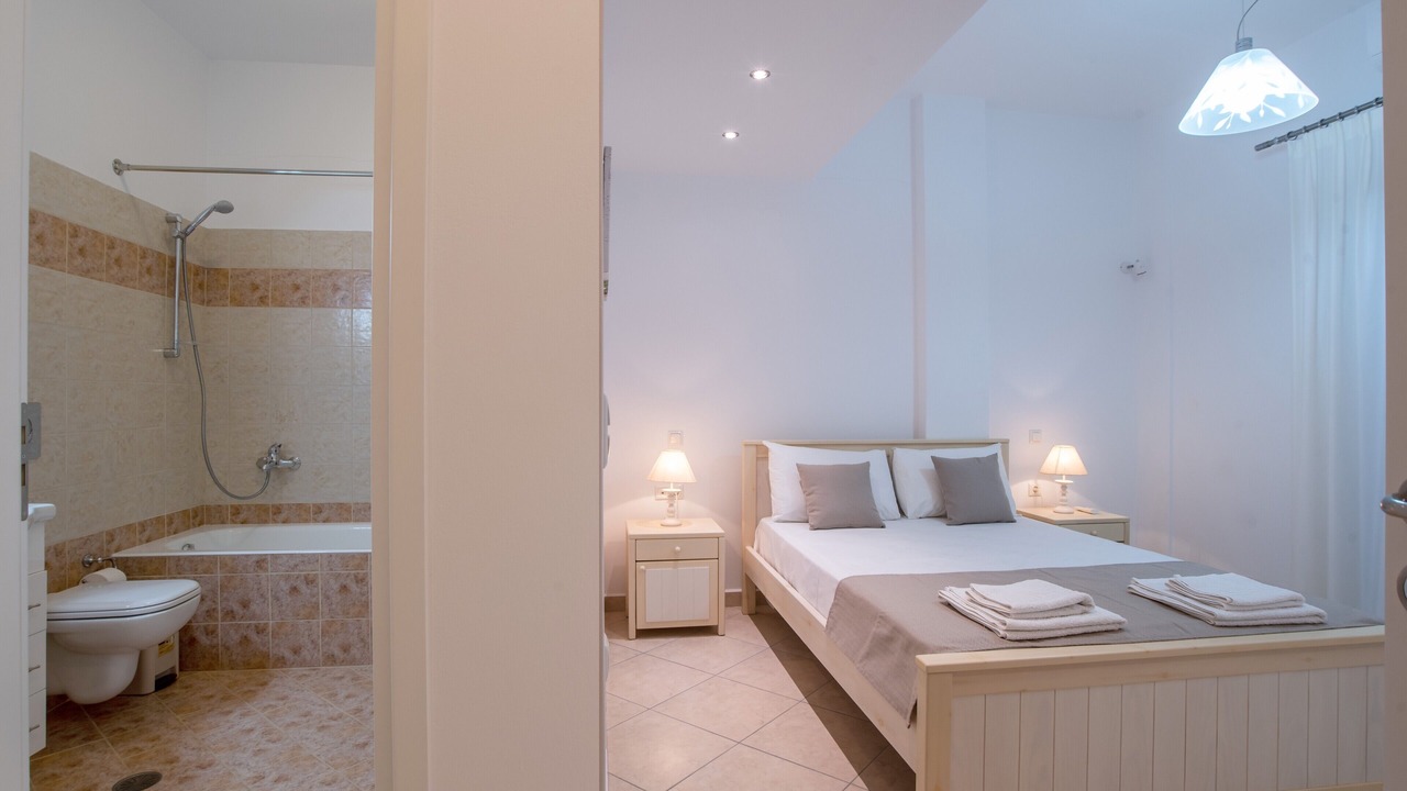 Photo of Bathroom in Naxos