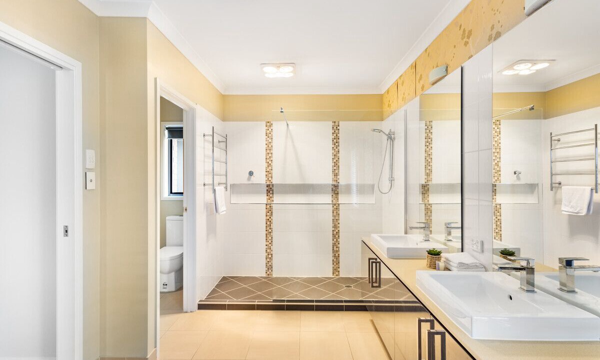 Photo of Bathroom in Stretton