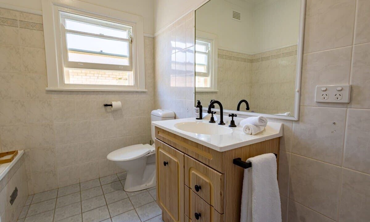 Photo of Bathroom in Dubbo