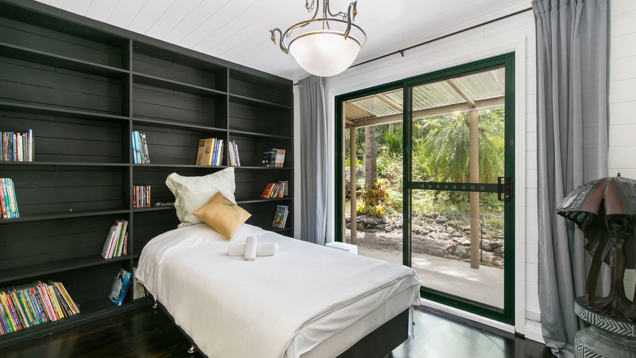 Photo of Bedroom in Galston
