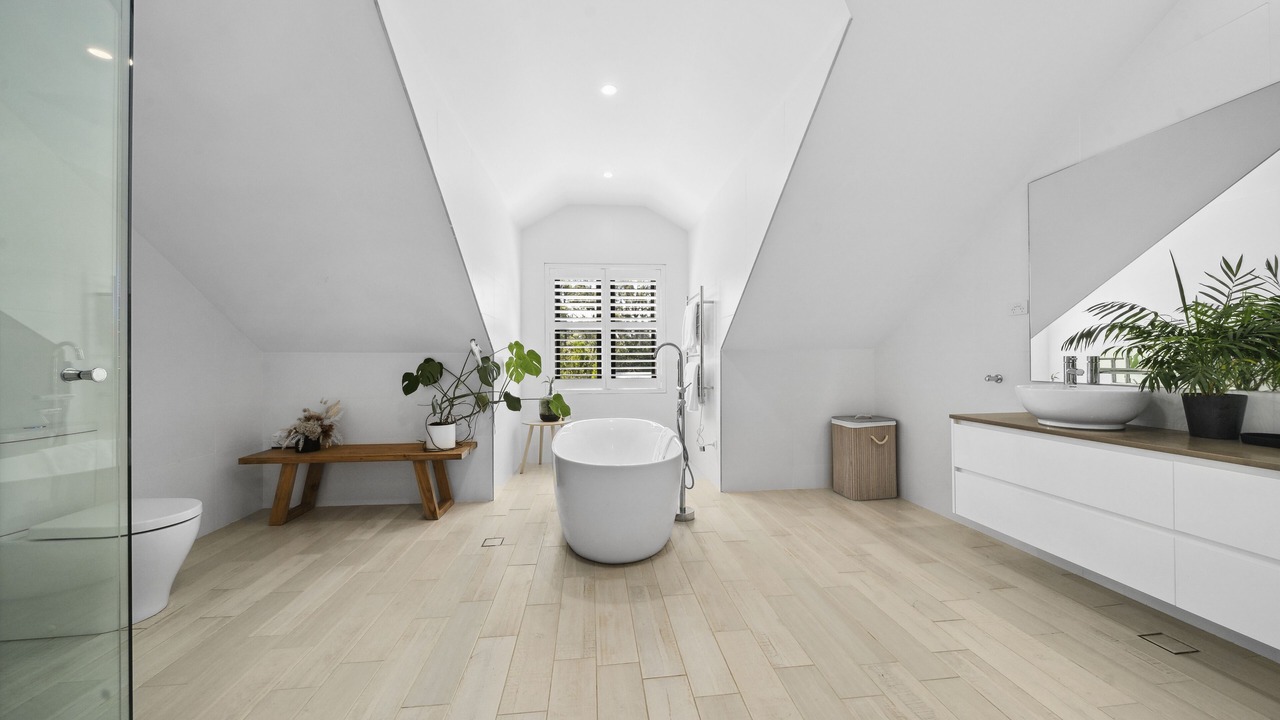 Photo of Bathroom in Wentworth Falls