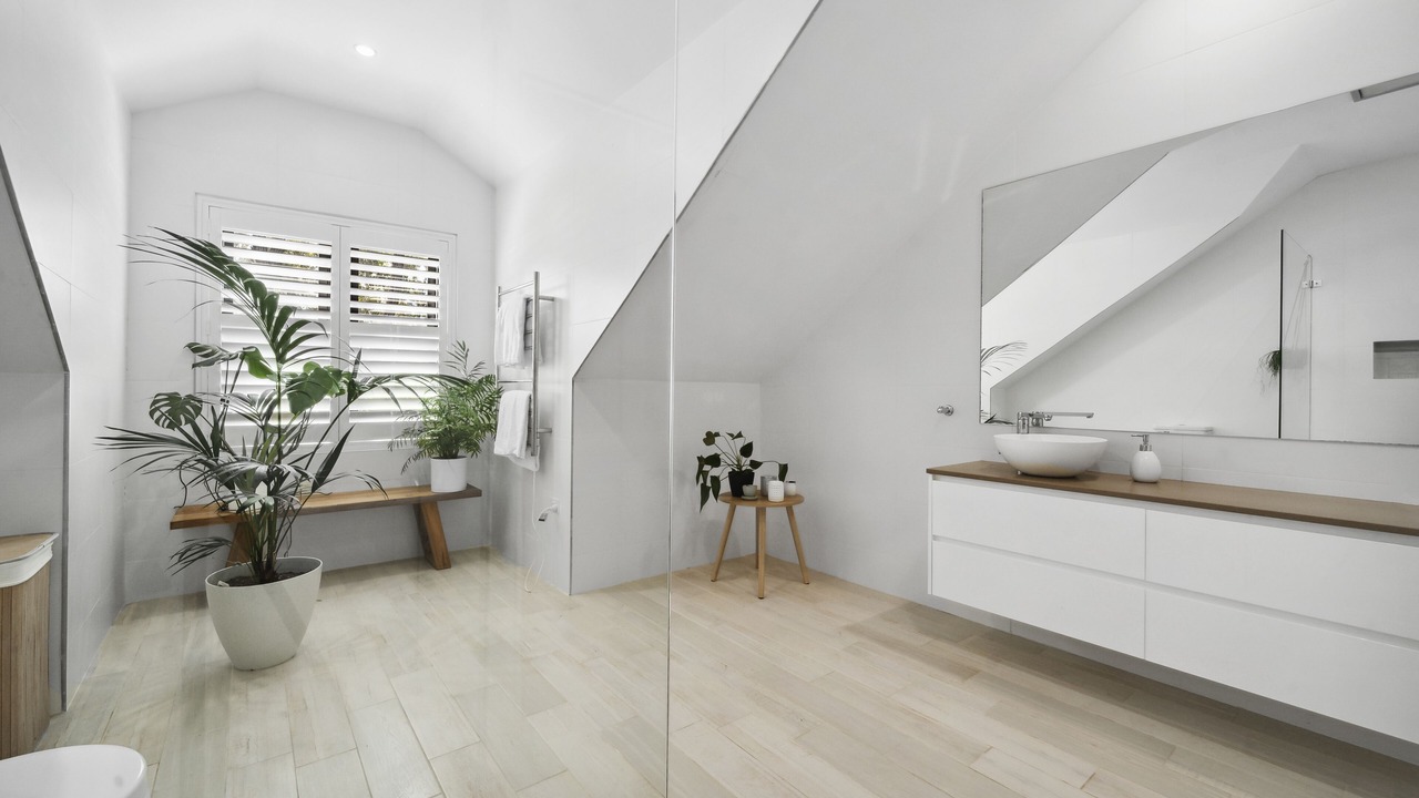 Photo of Bathroom in Wentworth Falls