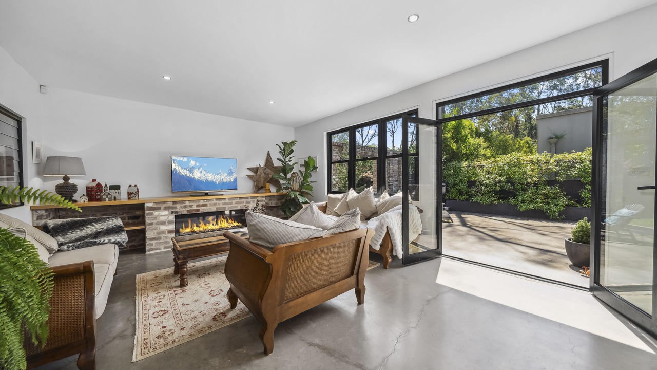 Photo of Livingroom in Wentworth Falls