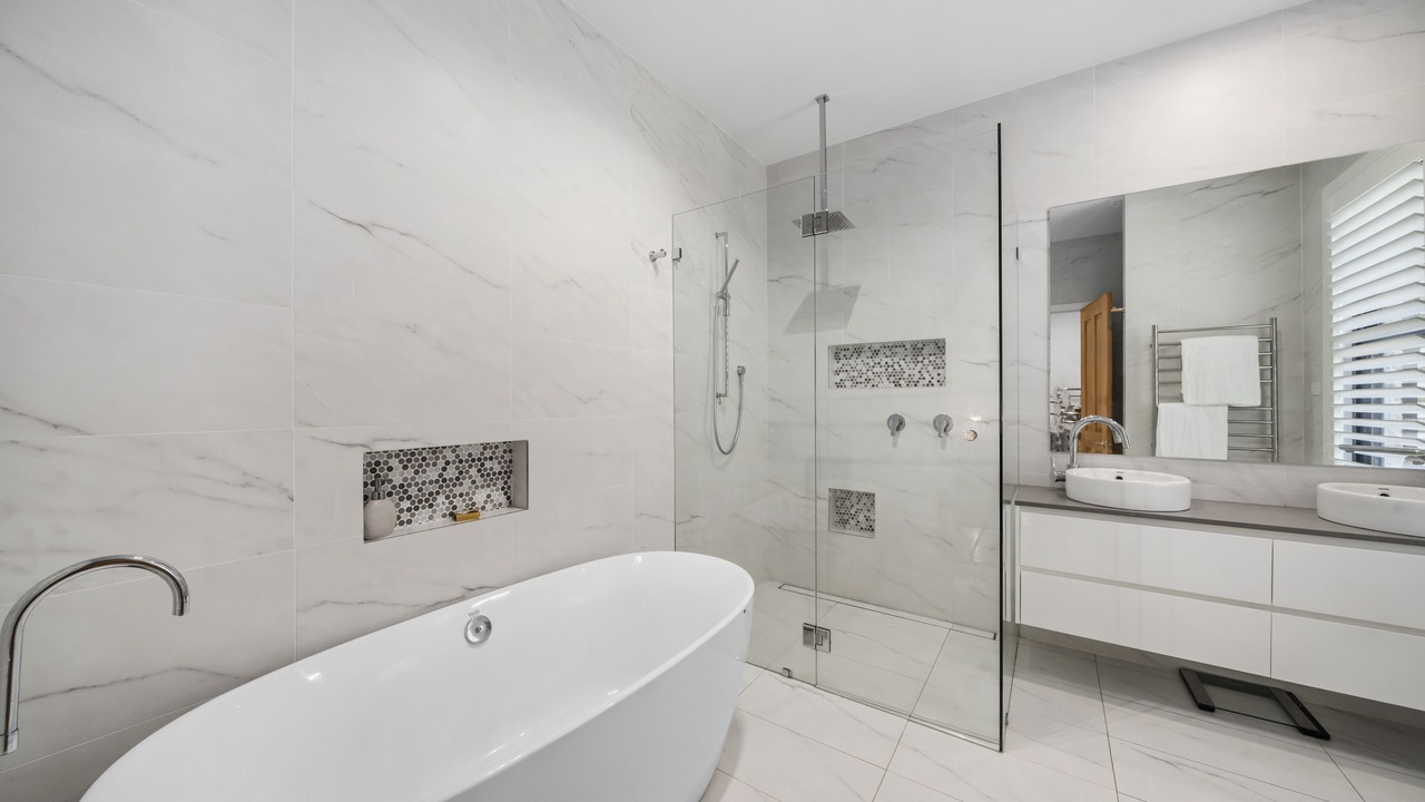 Photo of Bathroom in Wentworth Falls