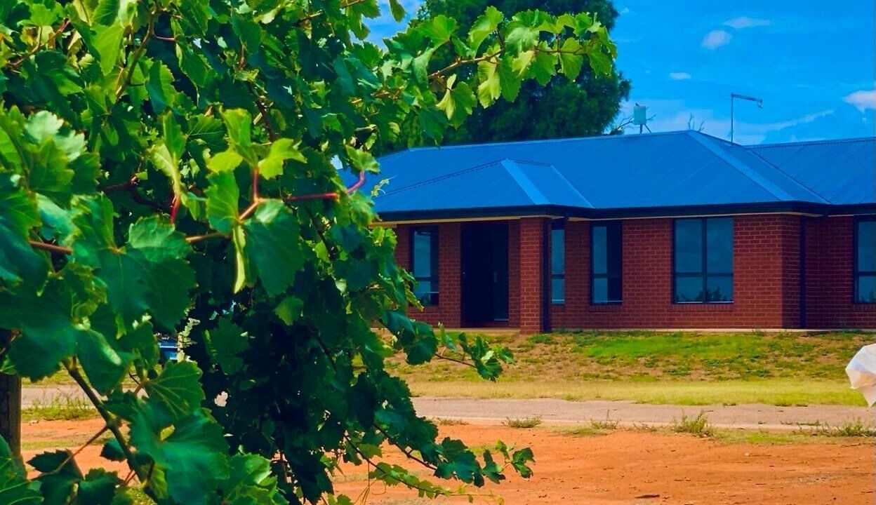 Photo of Outdoor in Birdwoodton