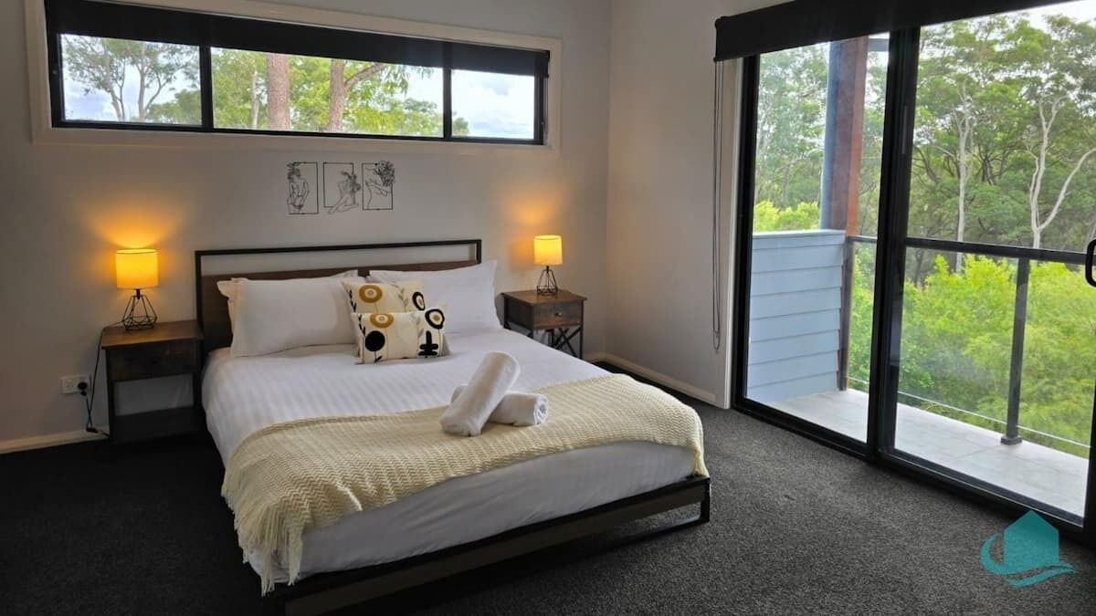 Photo of Bedroom in Murrays Beach