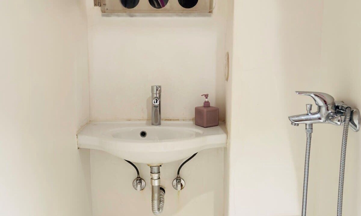 Photo of Bathroom in Tourlos