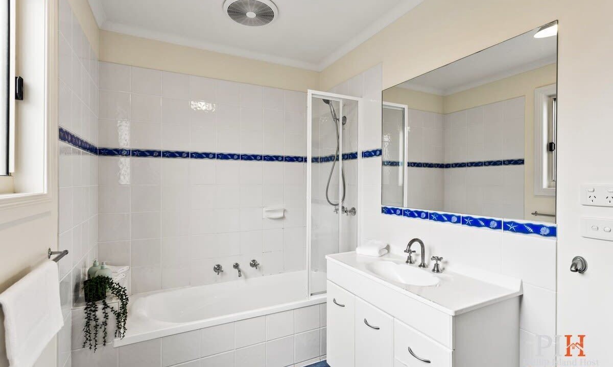 Photo of Bathroom in Cowes