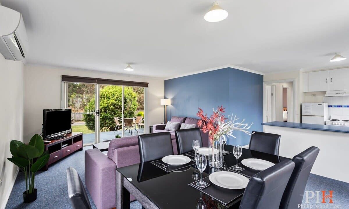 Photo of Livingroom in Cowes