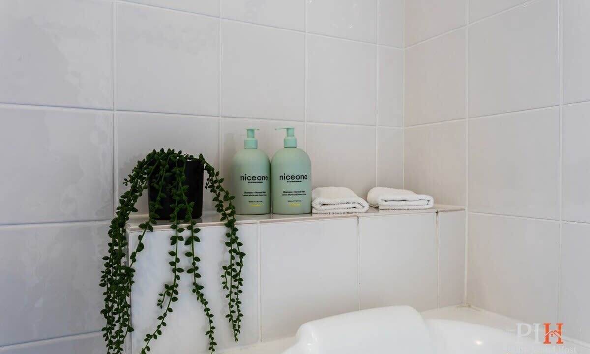 Photo of Bathroom in Cowes