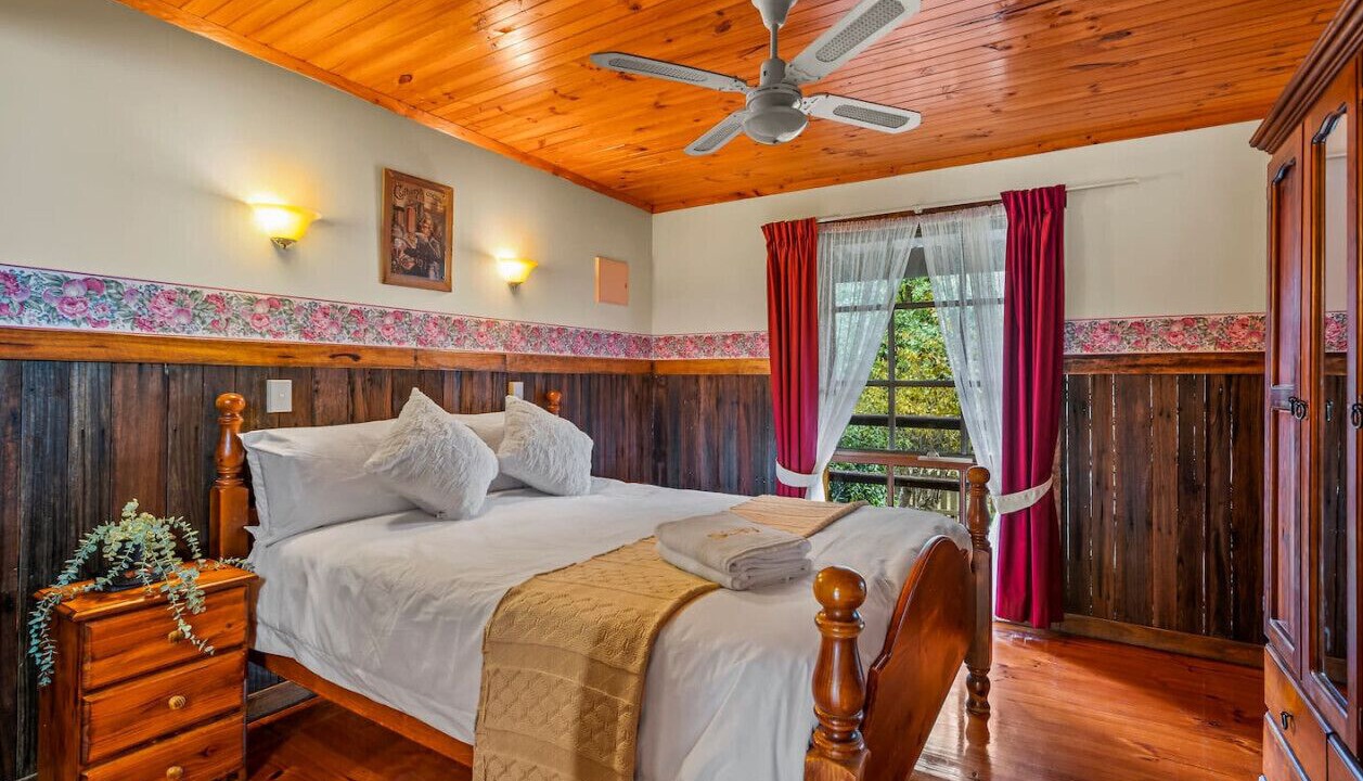 Photo of Bedroom in Badger Creek