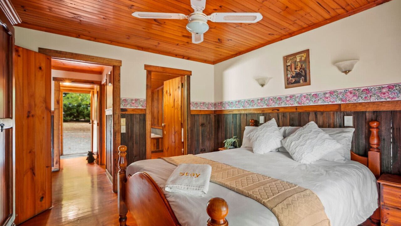 Photo of Bedroom in Badger Creek