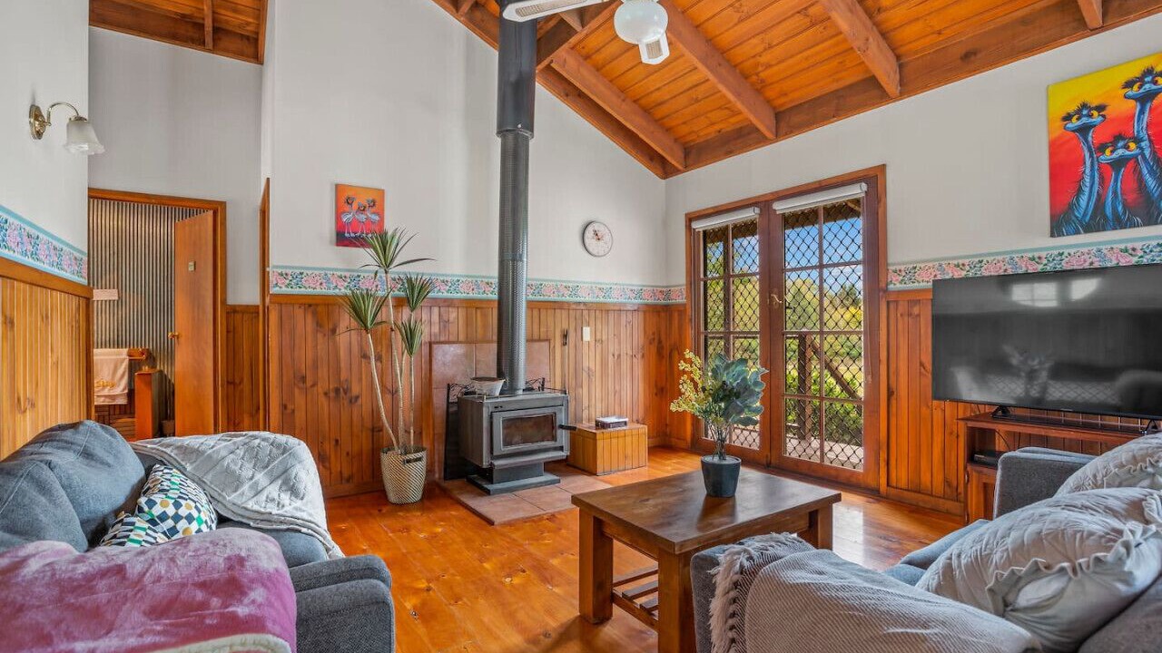 Photo of Livingroom in Badger Creek