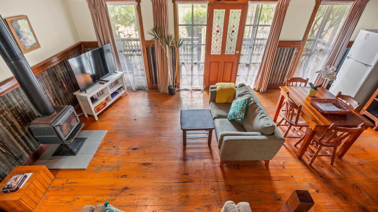 Photo of Livingroom in Badger Creek