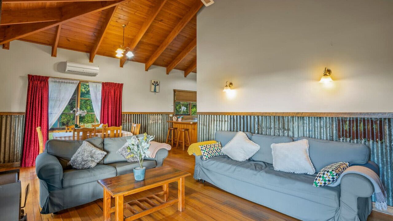 Photo of Livingroom in Badger Creek