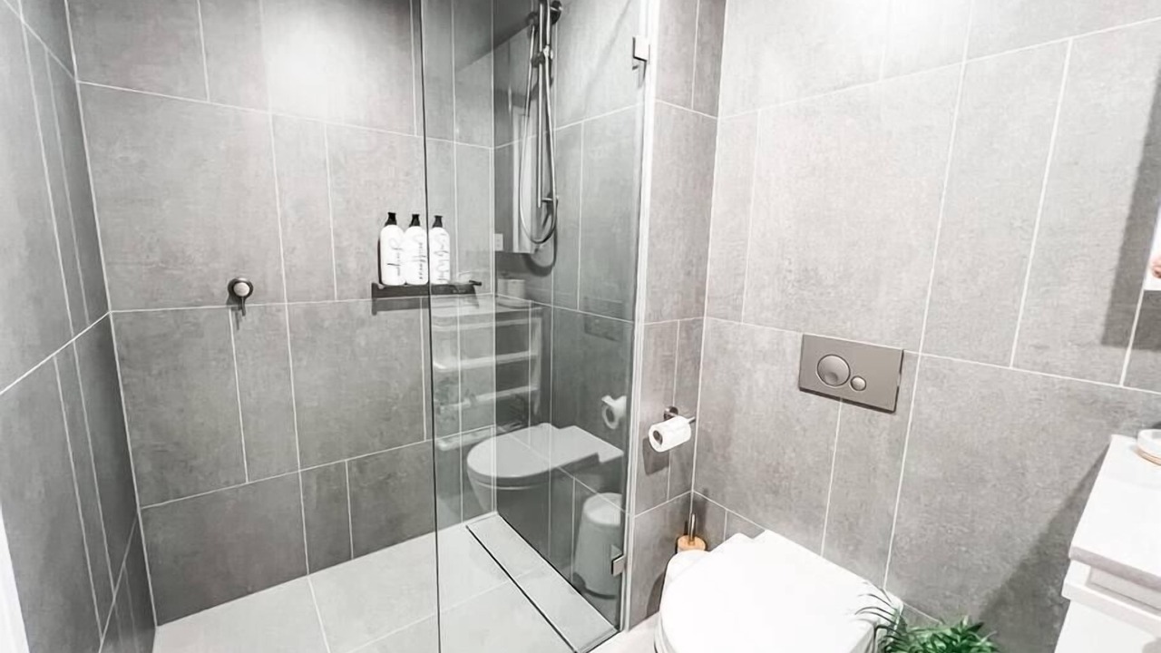 Photo of Bathroom in Reid