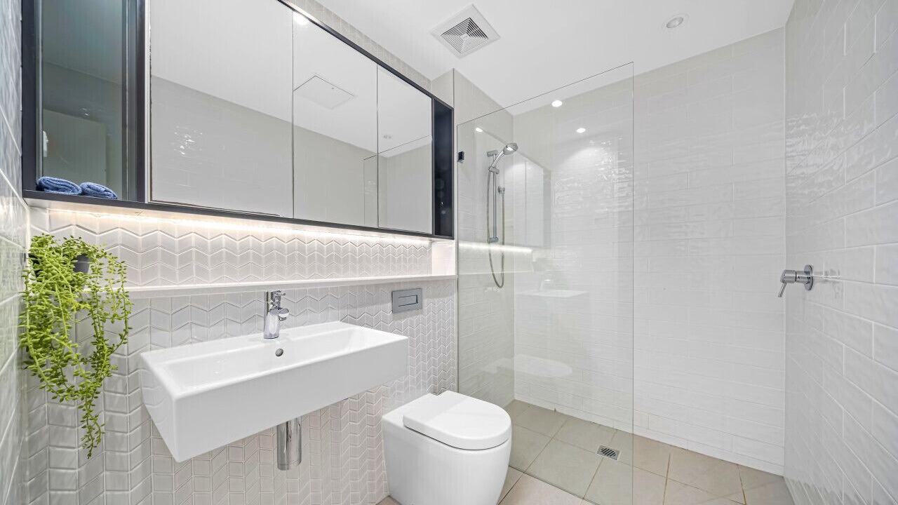 Photo of Bathroom in Mortlake