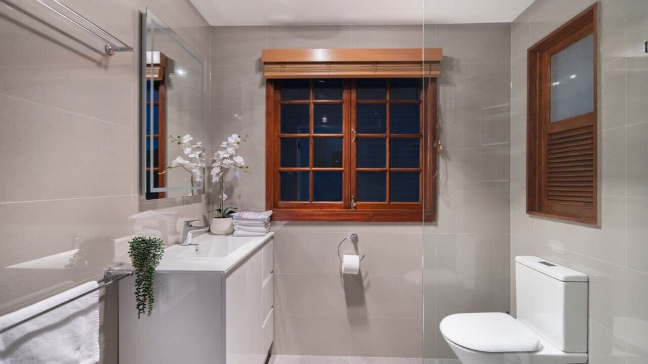 Photo of Bathroom in Highgate Hill
