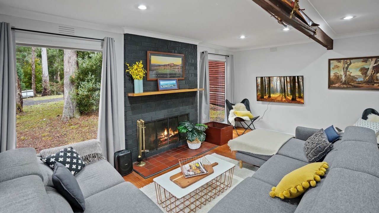 Photo of Livingroom in Sawmill Settlement