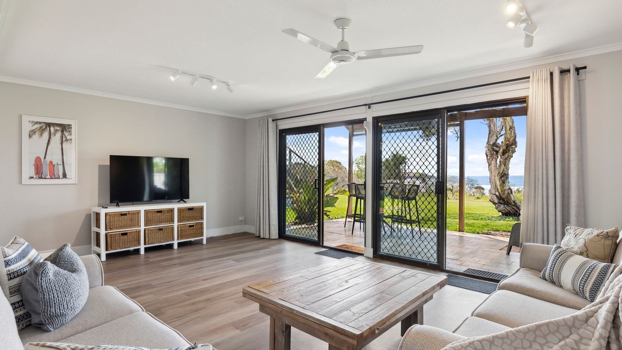 Photo of Livingroom in Arrawarra Headland