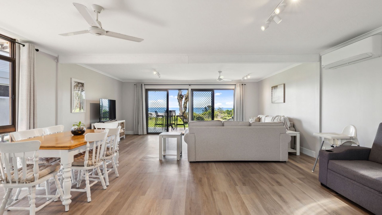 Photo of Livingroom in Arrawarra Headland