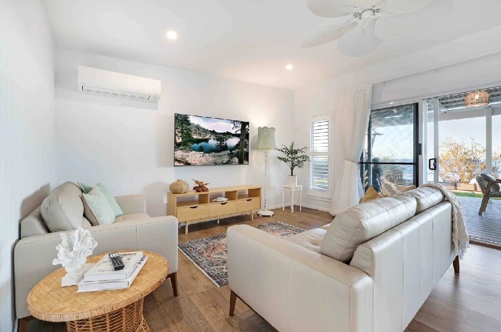 Photo of Livingroom in Burnett Heads
