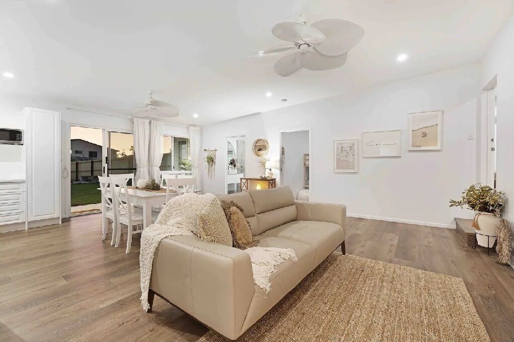 Photo of Livingroom in Burnett Heads