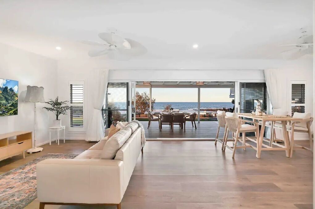 Photo of Livingroom in Burnett Heads