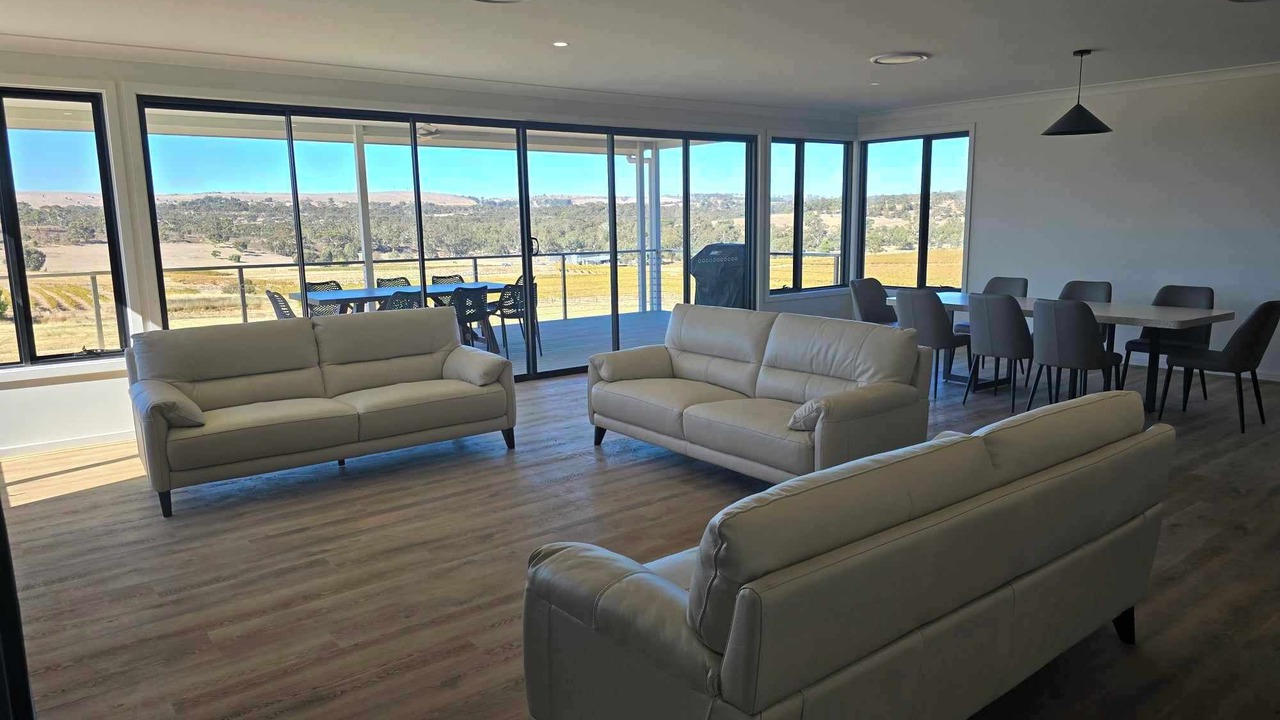 Photo of Livingroom in Emu Flat