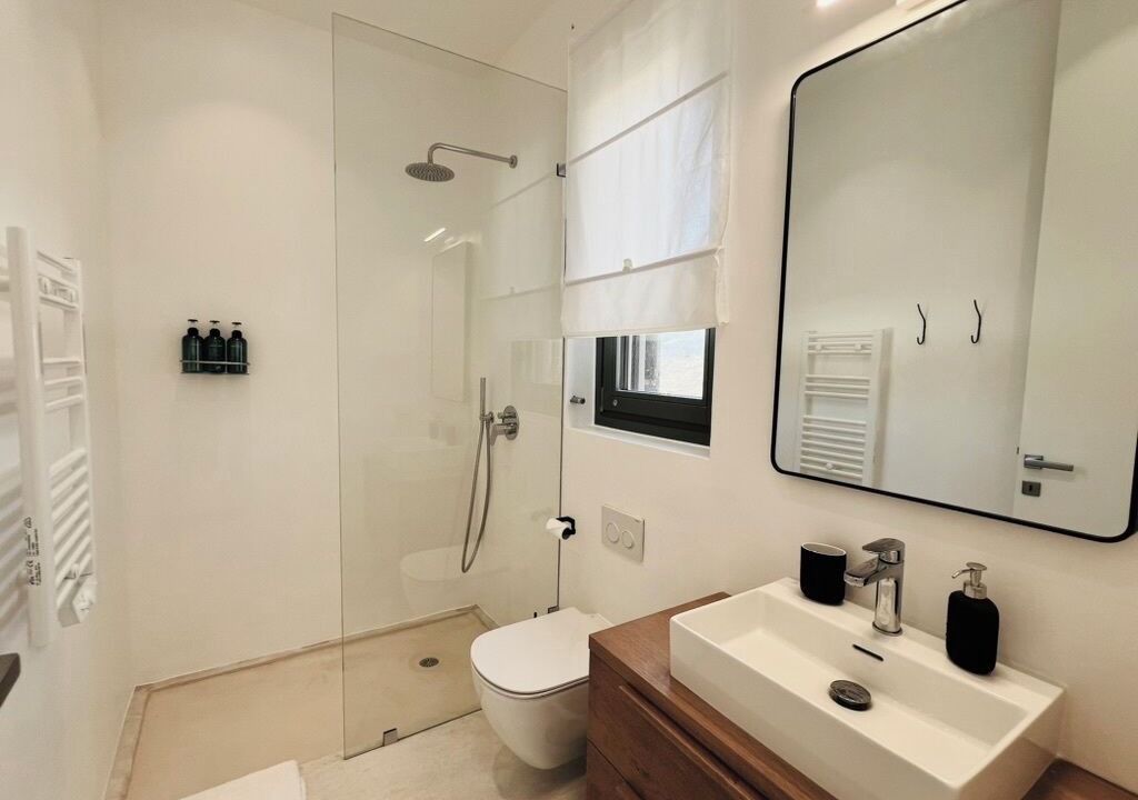 Photo of Bathroom in Piso Livadi